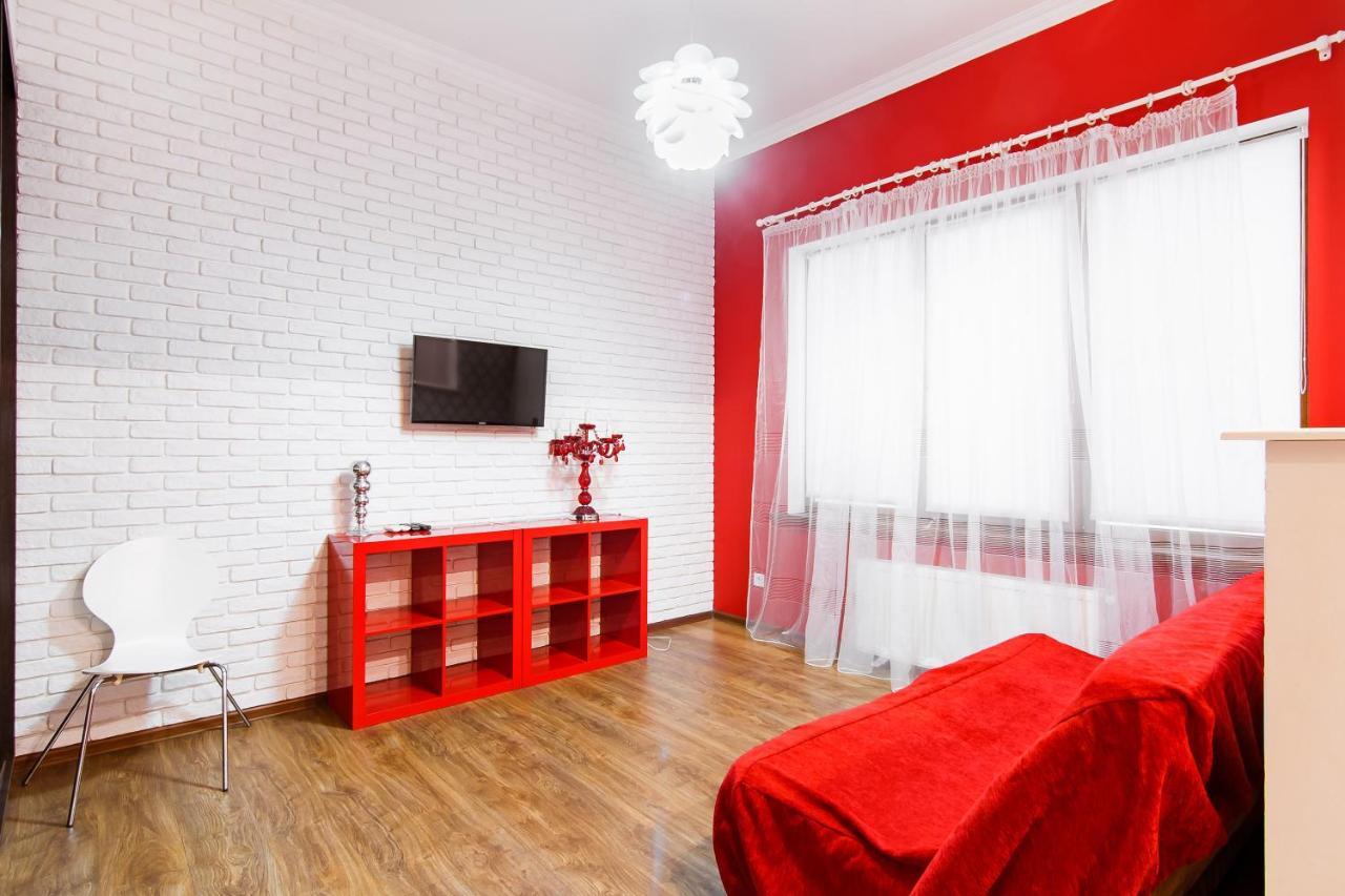 Modern Apartment In The City Center In A New Building Odessza Kültér fotó